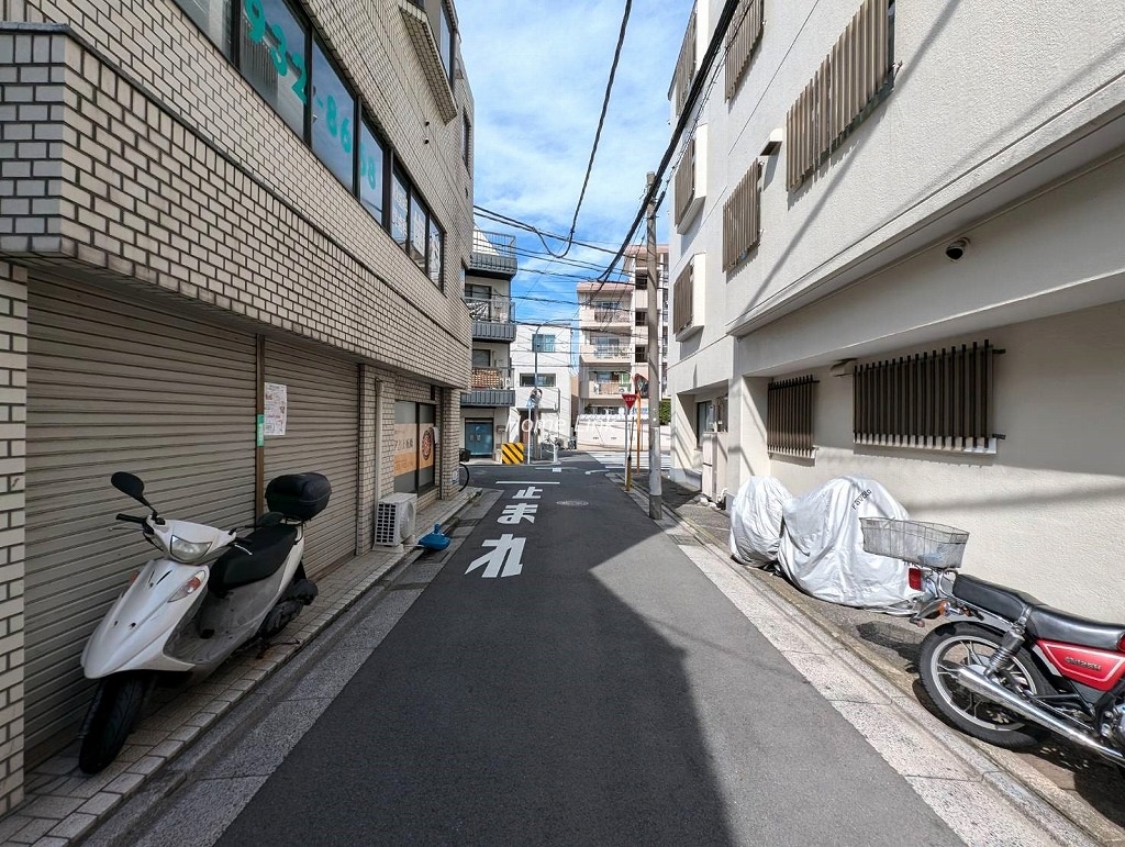 シンメイ上板橋マンション　西側 前面道路